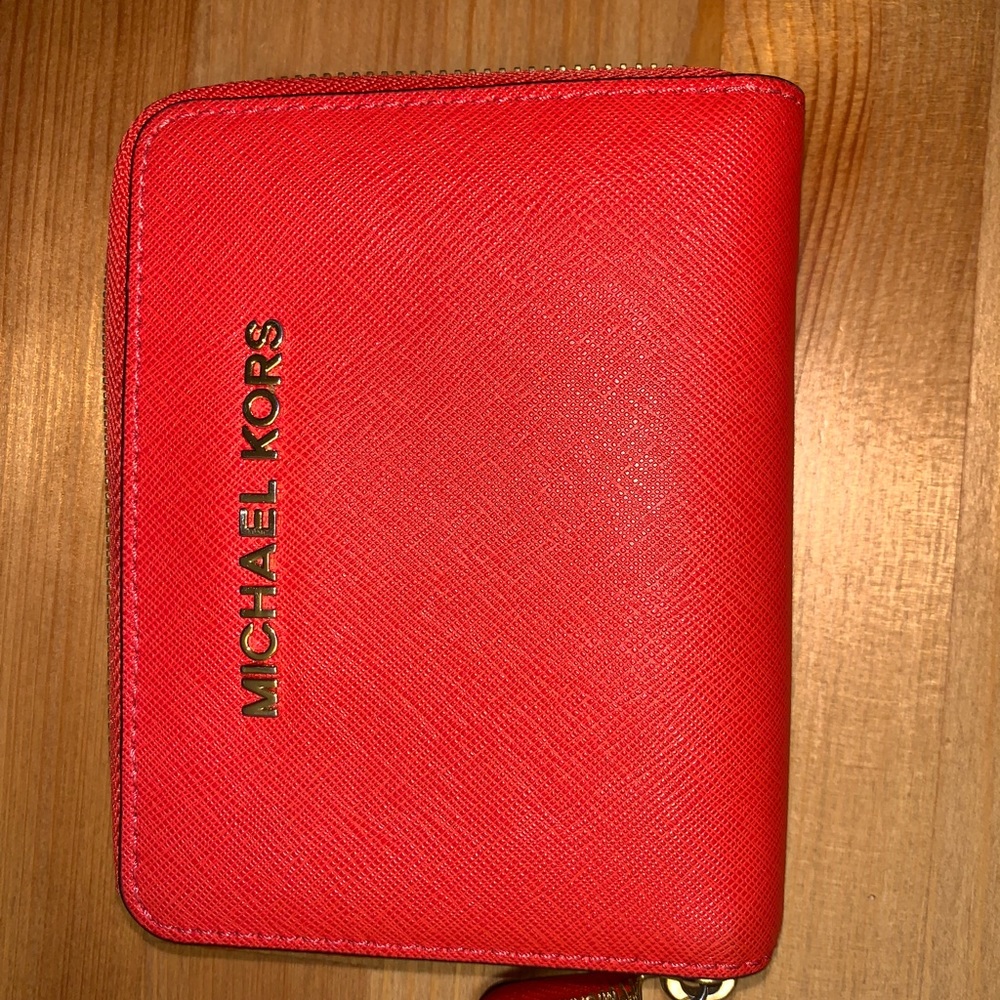Michael cots red small wallet - pre-owned